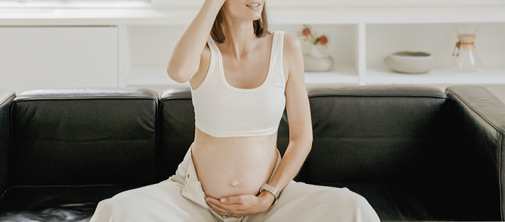 Cuida tu postura durante el embarazo: nueve consejos para mantener una correcta higiene postural y evitar el dolor de espalda